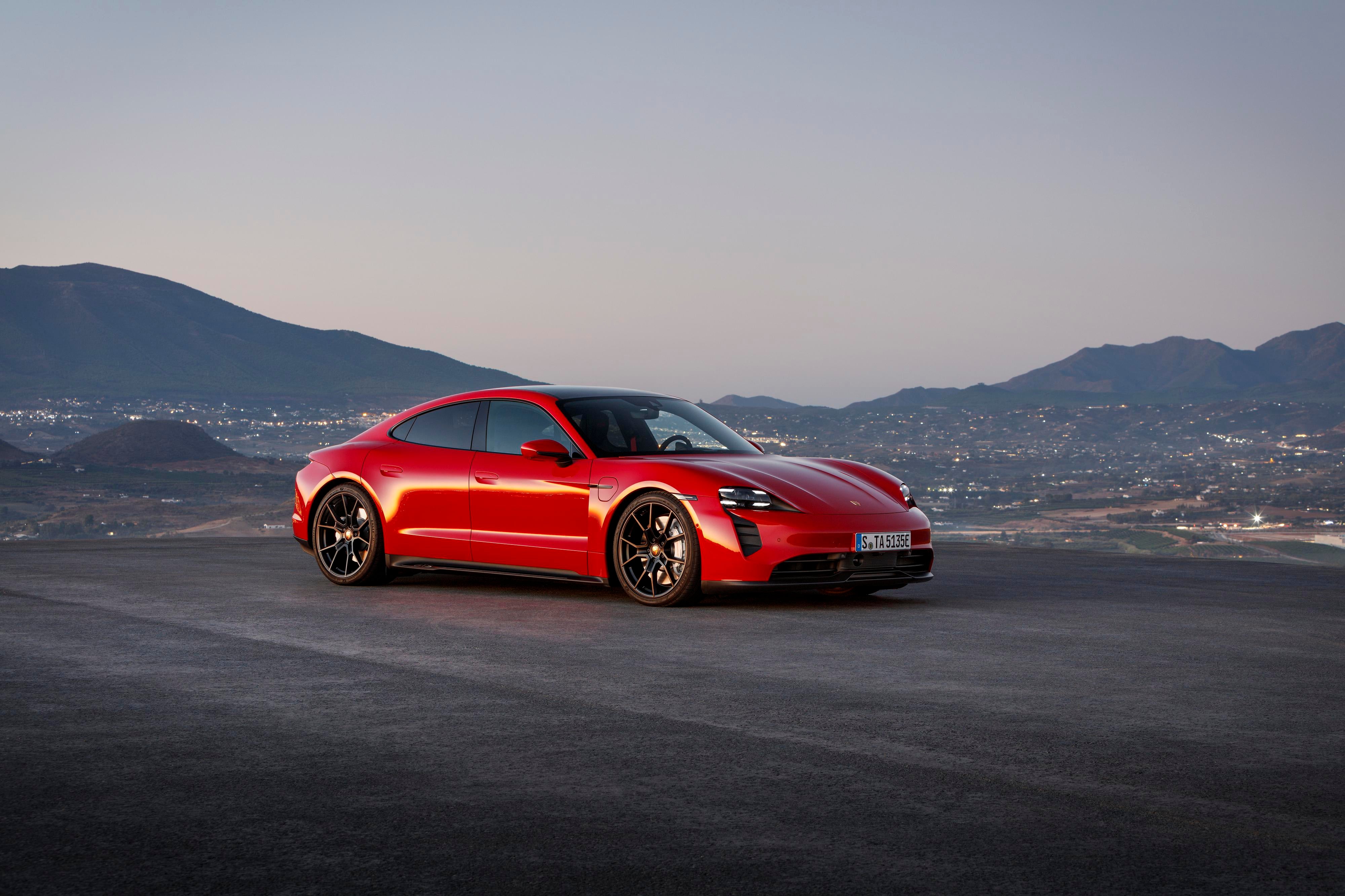 Fotos: Fotogalería: Así es el portentoso y electrizante nuevo Porsche Taycan GTS