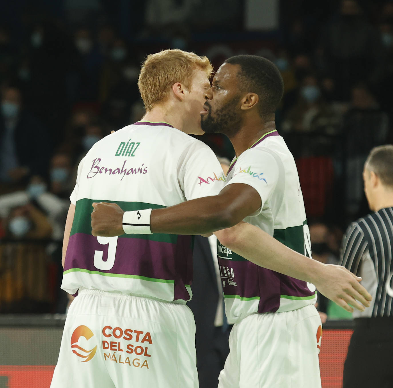 Las mejores imágenes del partido disputado este domingo en Coosur Betis y Unicaja