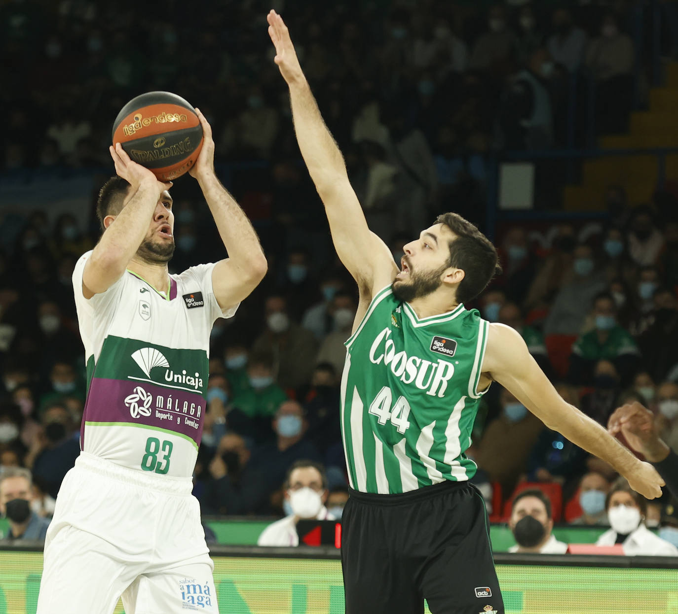 Las mejores imágenes del partido disputado este domingo en Coosur Betis y Unicaja