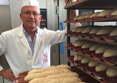 Imagen secundaria 1 - El Mimbre, de panadería de pueblo en Álora a empresa del PTA