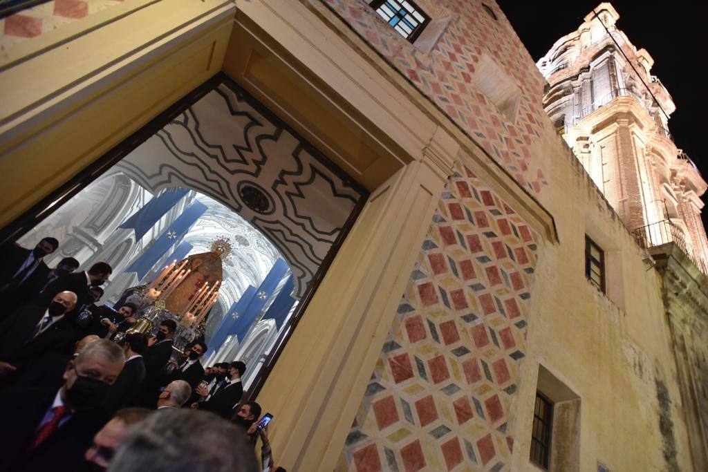 Procesión de la Paloma por los 50 años de su bendición.