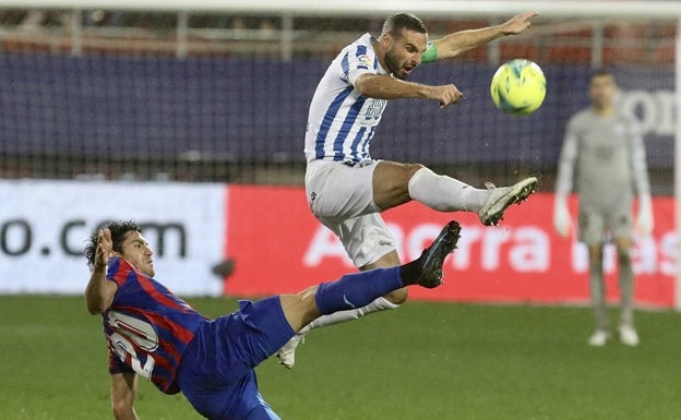 Hicham reactiva al Málaga para lograr un meritorio punto en Eibar (2-2) 