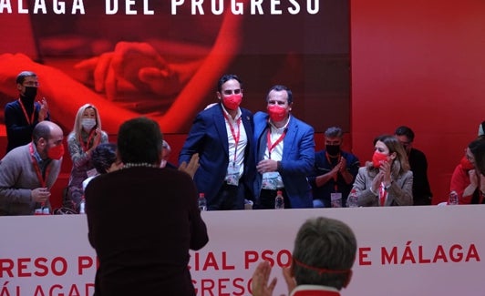 Pérez y Ruiz Espejo, en el congreso.