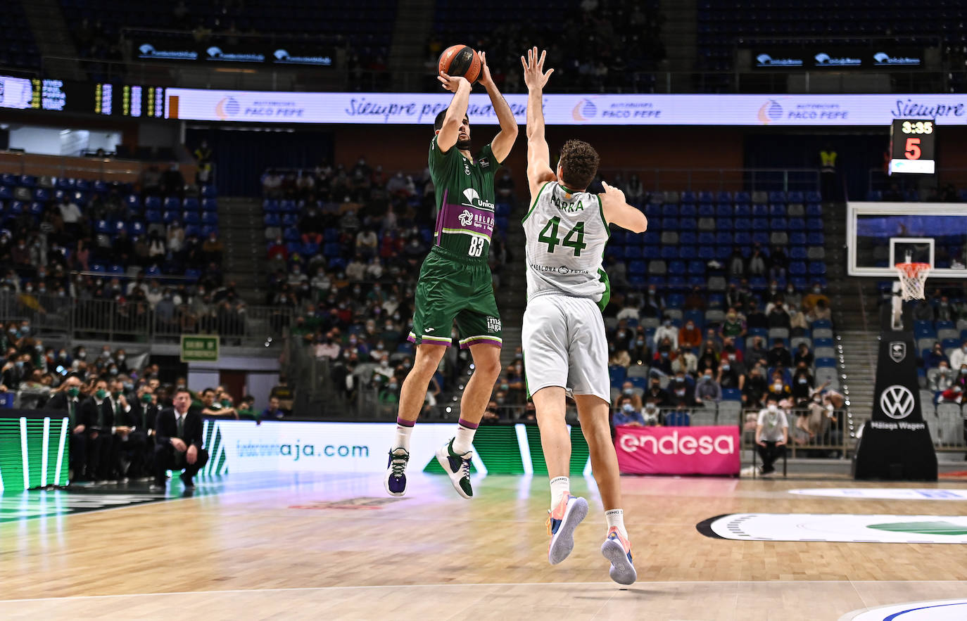 El Unicaja sufrió una dura derrota en un final igualado 