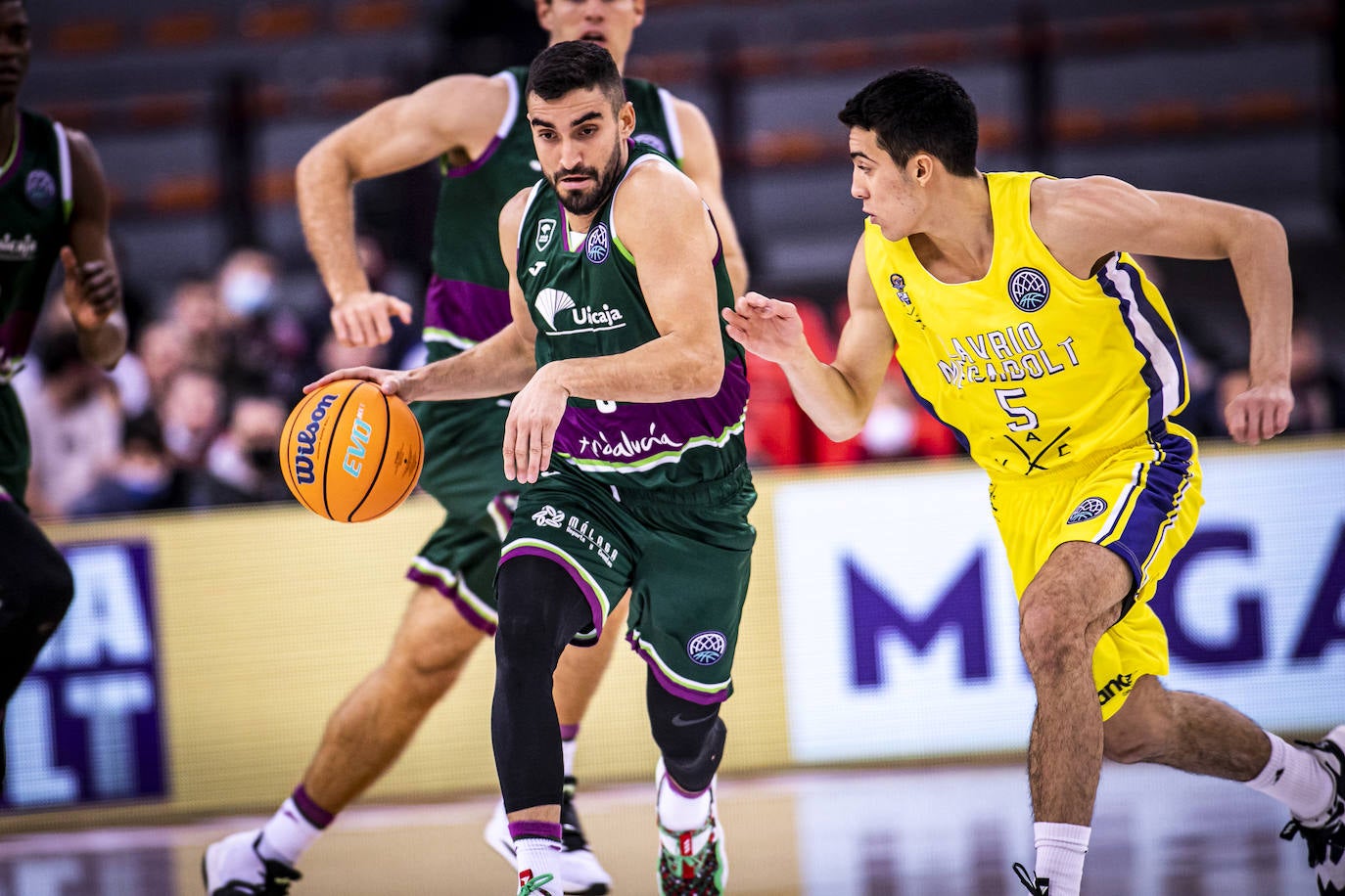 El Unicaja pierde en su visita al Lavrio Megabolt. 