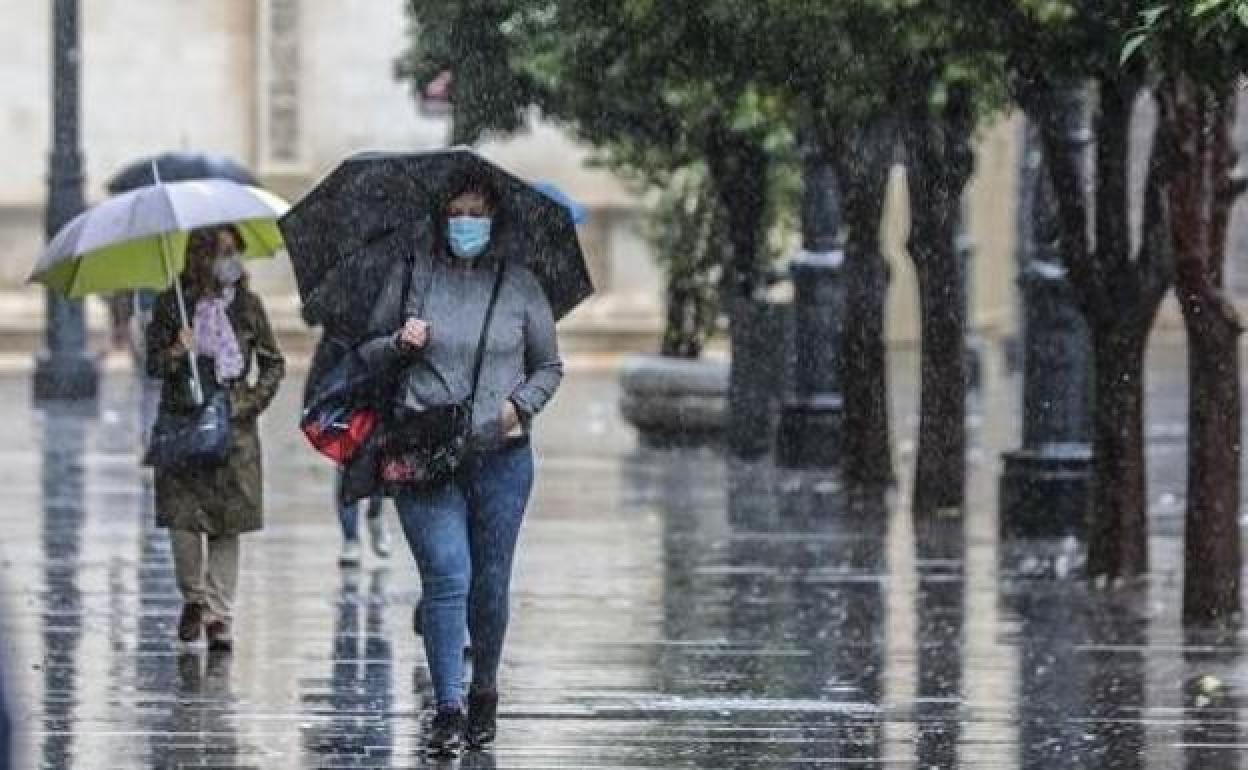 Aemet: Cambio de tiempo en Andalucía: Llegan las lluvias, que serán más intensas en el extremo occidental