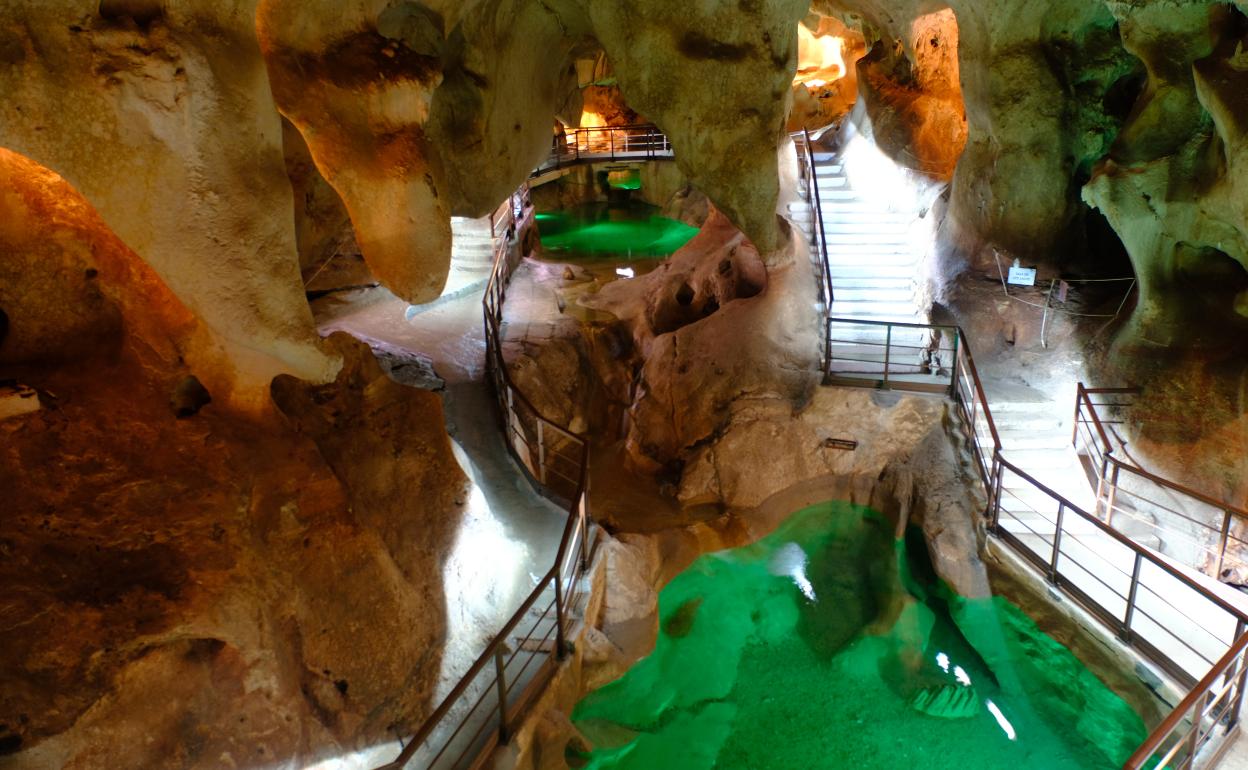 Imagen del interior de la Cueva del Tesoro. 