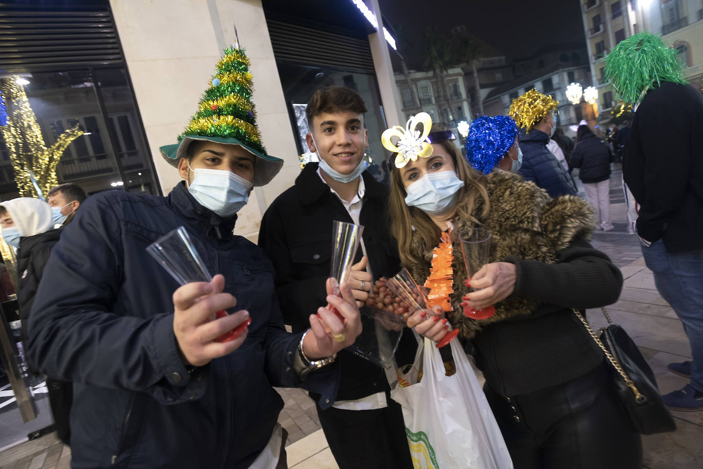 Fotos: Una Nochevieja malagueña marcada por Ómicron: así despidió Málaga el 2021