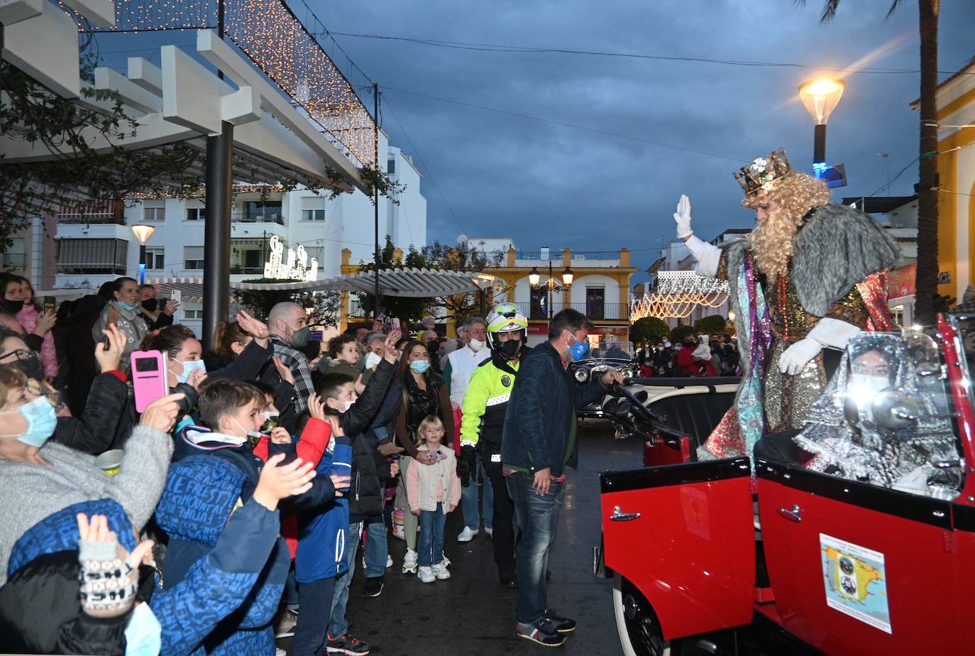 Fotos: Los Reyes Magos llegan a San Pedro Alcántara