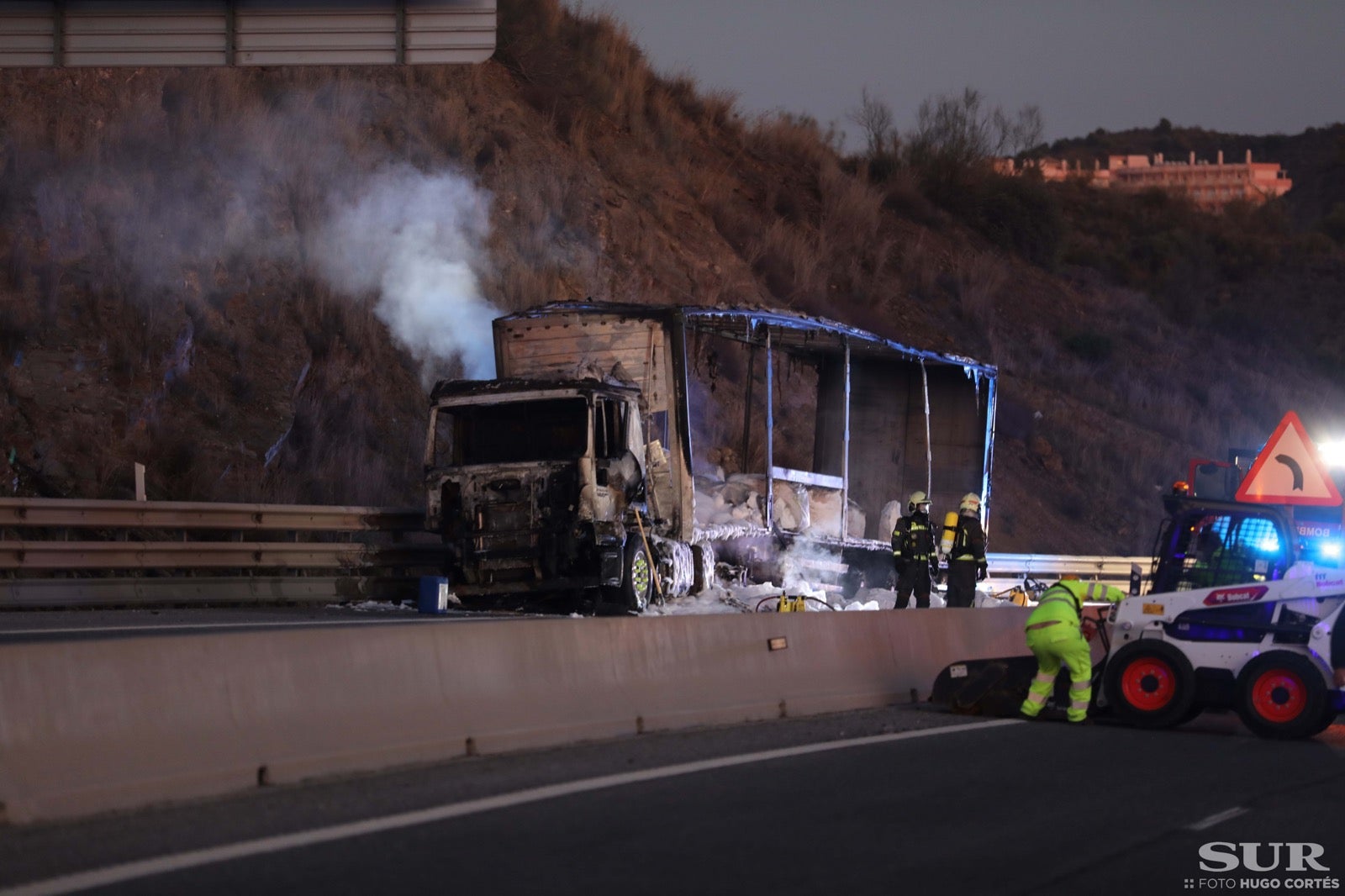 Así fue el incendio de un camión con 24 toneladas de nitrato potásico