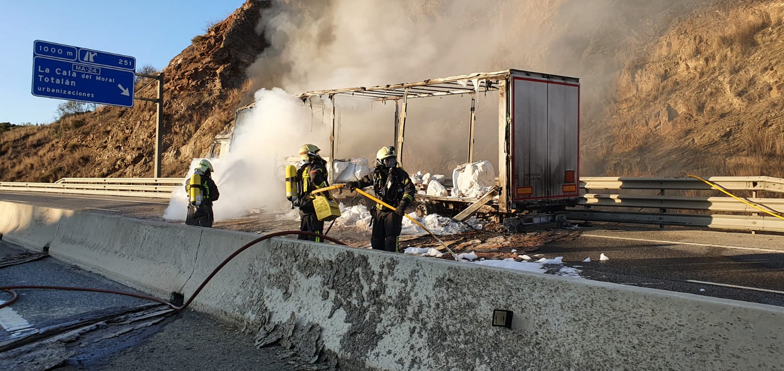 Así fue el incendio de un camión con 24 toneladas de nitrato potásico