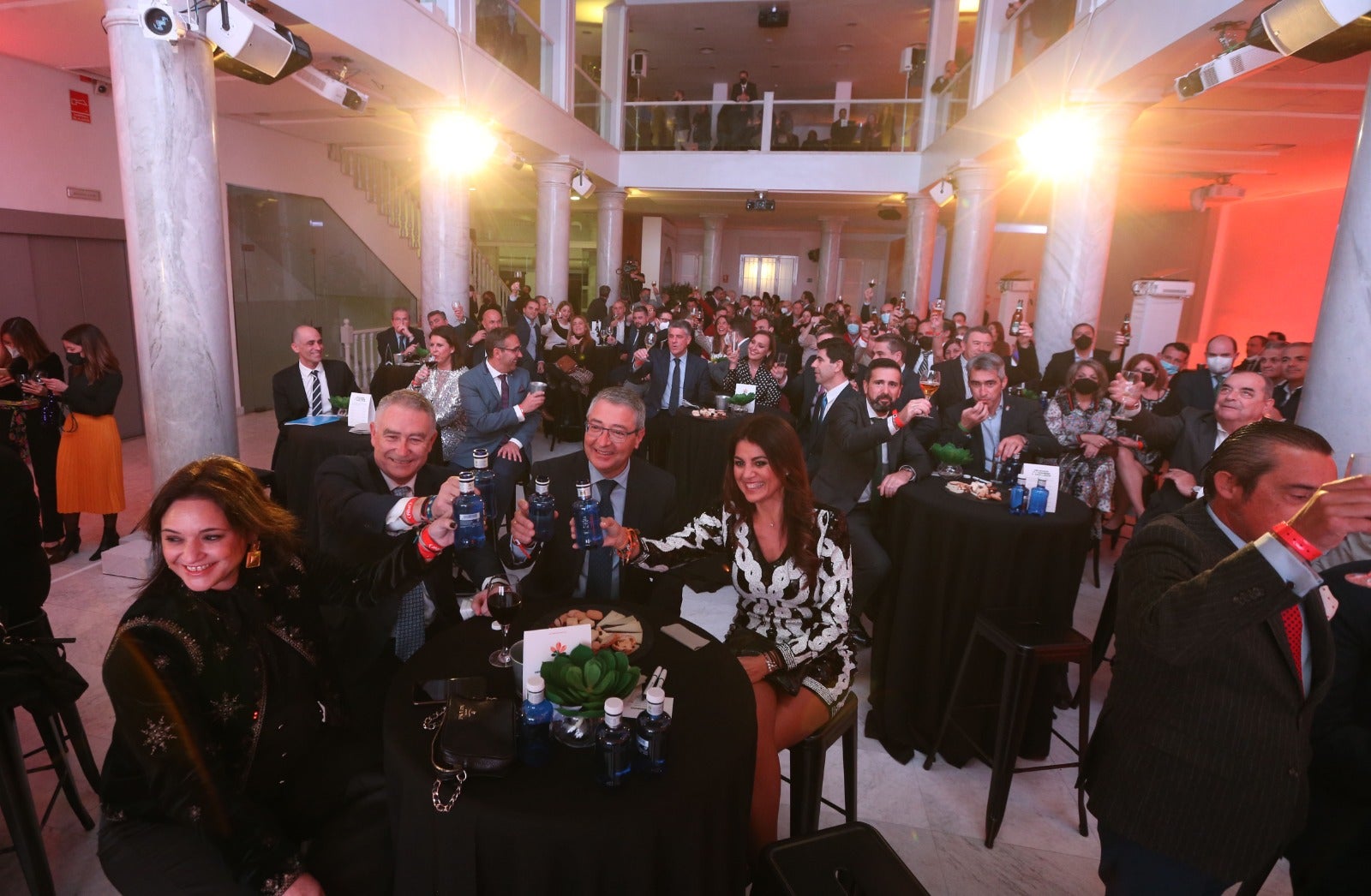 El Palacio de Neptuno acogió anoche un evento de Turismo Costa del Sol que pone el foco en el atractivo de las sierras y valles de la provincia