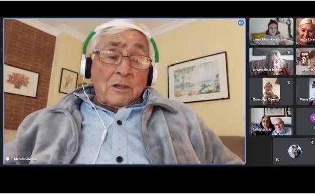 Ilusión: Manolo es el miembro más veterano del grupo, con 88 años