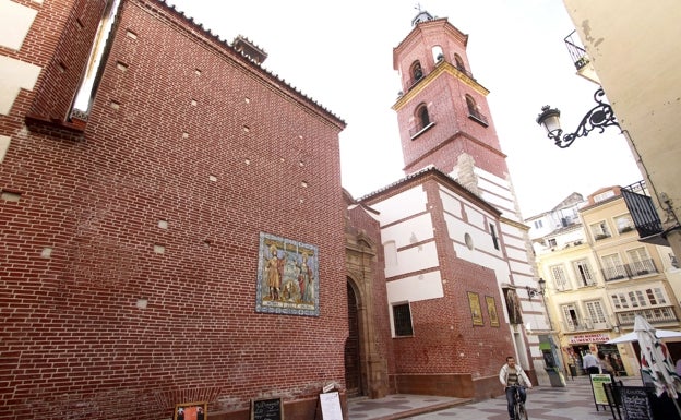 Fachada de la iglesia de los Santos Mártires. 
