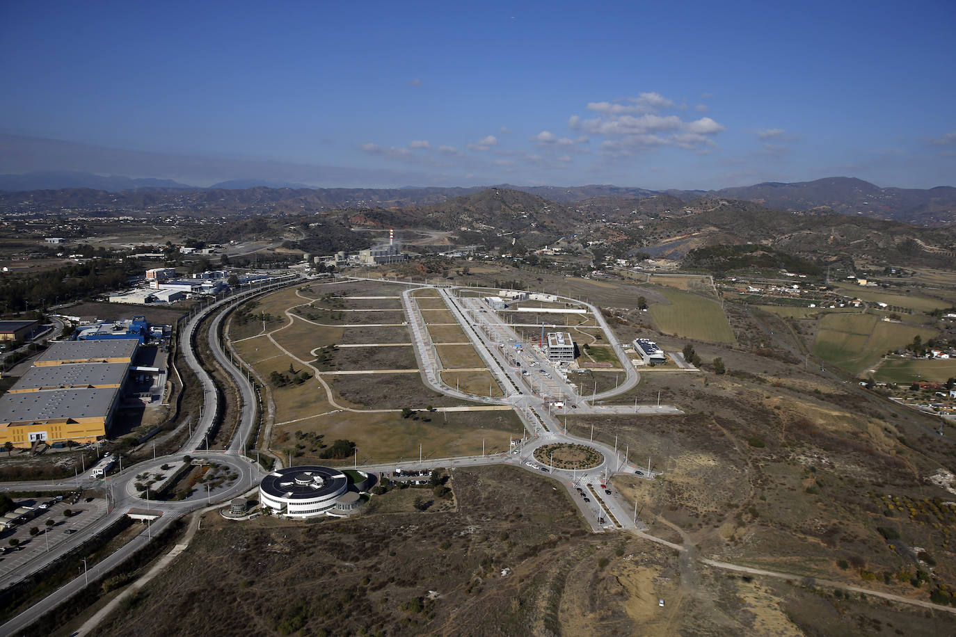 La Unidad de Medios Aéreos de la Policía Nacional creada en Málaga en el 86 cuenta con su helicóptero y un equipo de drones para perseguir la delincuencia