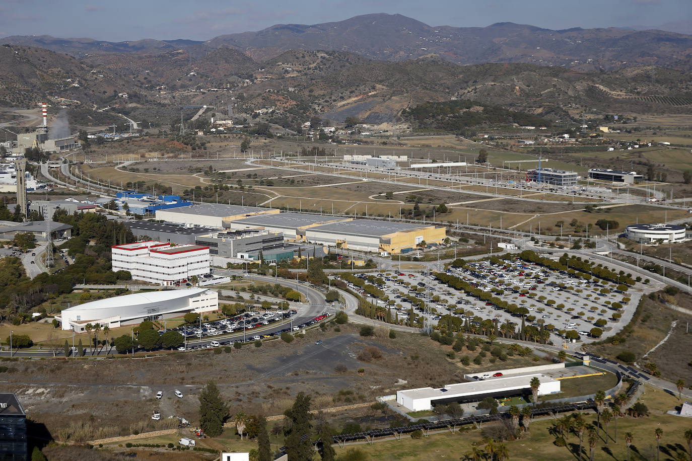 La Unidad de Medios Aéreos de la Policía Nacional creada en Málaga en el 86 cuenta con su helicóptero y un equipo de drones para perseguir la delincuencia