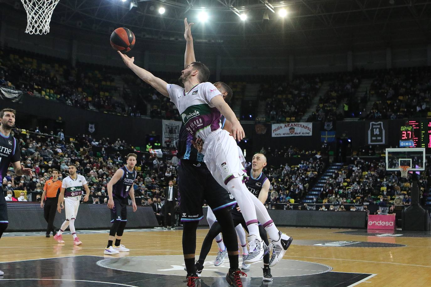 Fotos: El Unicaja cae ante el Surne Bilbao (83-77)