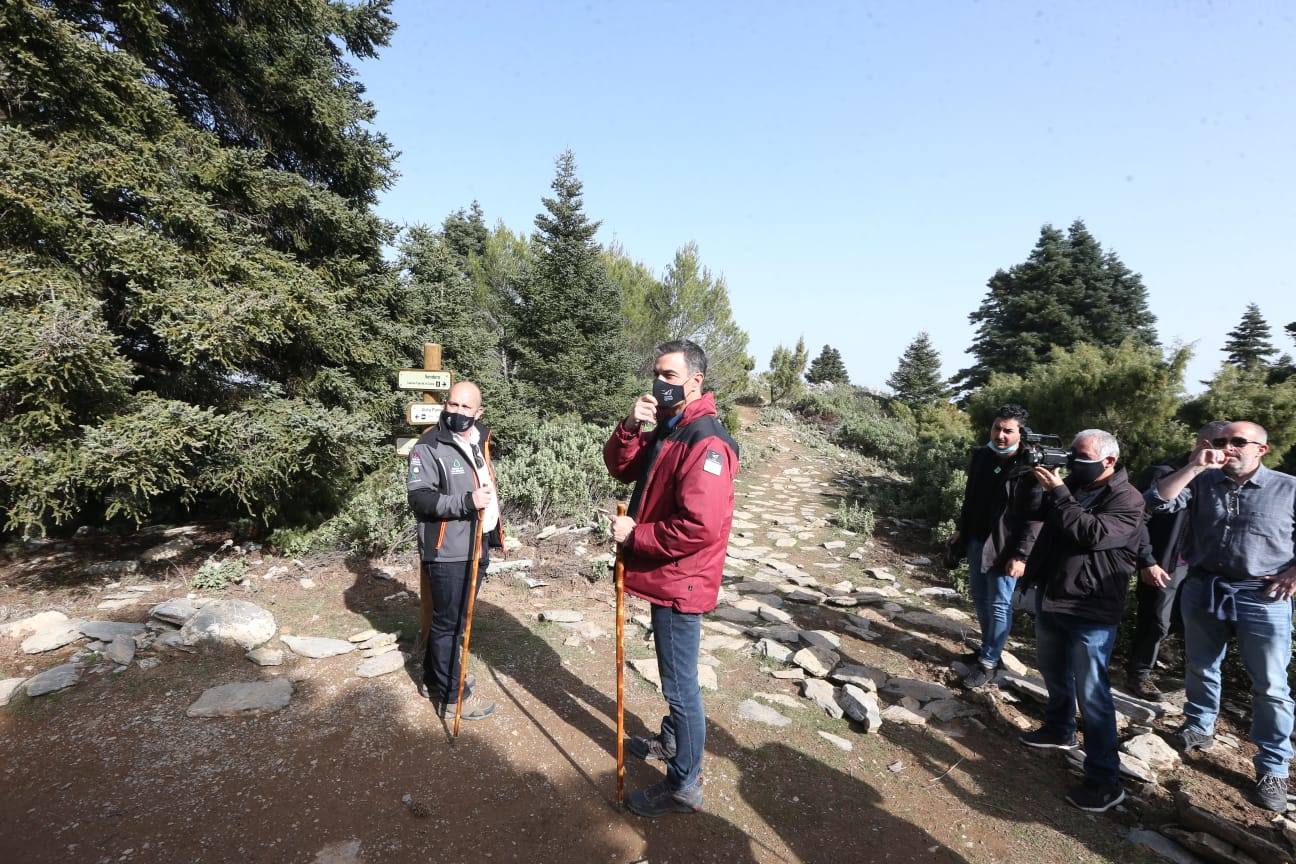 Pedro Sánchez recalcó que la consideración de Parque Nacional es «una fuente de oportunidades» para el desarrollo de la Sierra de las Nieves 