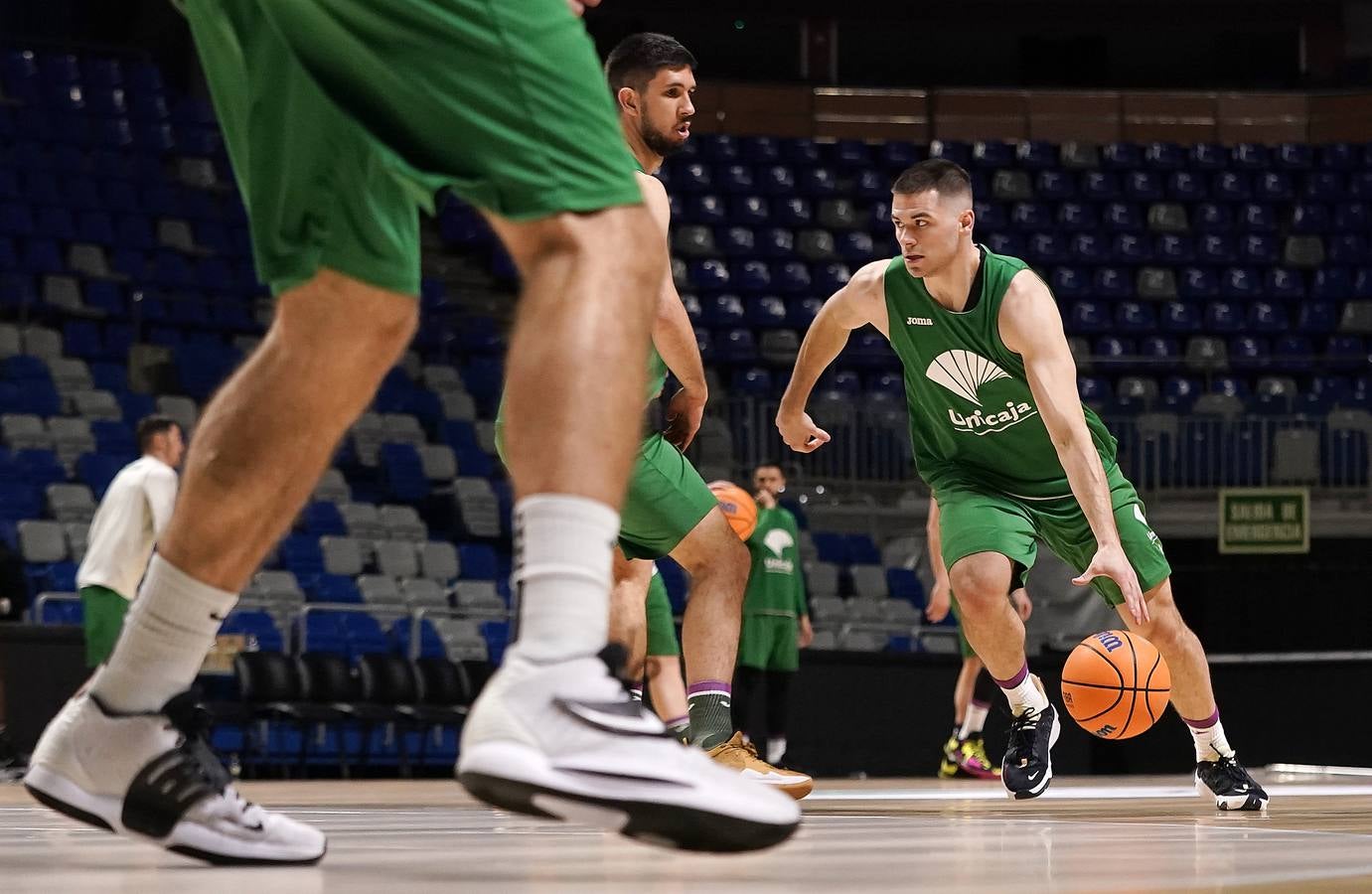 Matt Mooney se entrenó por primera vez con el Unicaja en el Palacio de los Deportes. 