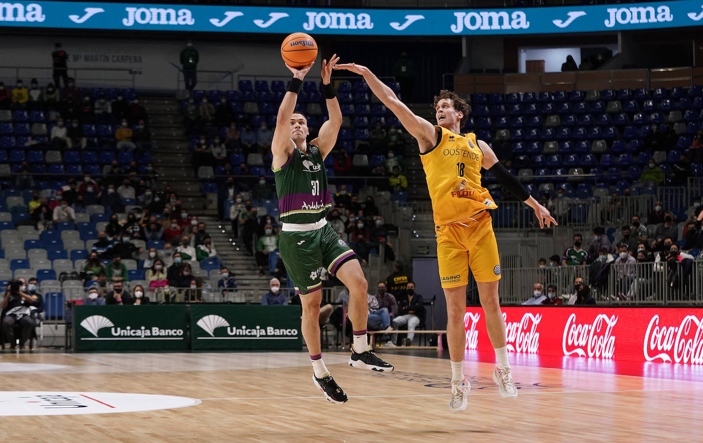 El Unicaja dejó el partido encarrilado en el tercer cuarto 