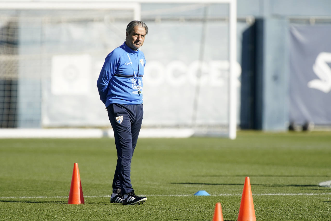 El flamante entrenador del equipo, Natxo González, busca soluciones para corregir la preocupante situación de juego y resultados con un extra de entrenamiento y convivencia de la plantilla en La Rosaleda. El siguiente partido es contra el Zaragoza este sábado 5 de febrero a las 18.15 horas en La Romareda.