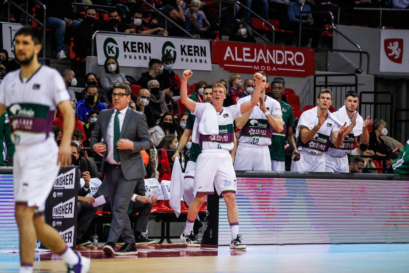 El Unicaja, impotente, fue por detrás en el marcador todo el partido 