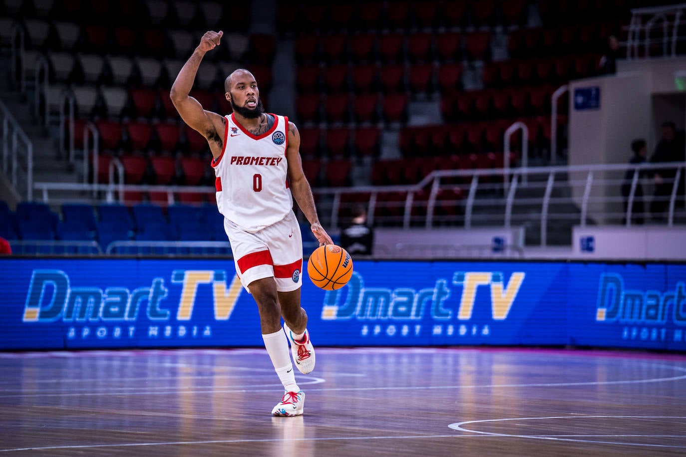 Derrota del Unicaja en su visita al Prometey, en la Champions League. 