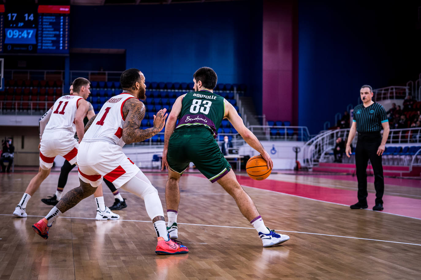 Derrota del Unicaja en su visita al Prometey, en la Champions League. 