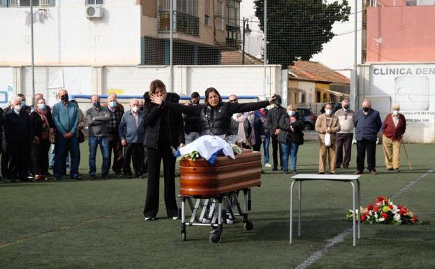 Emotivo homenaje de El Palo a Juan Godoy