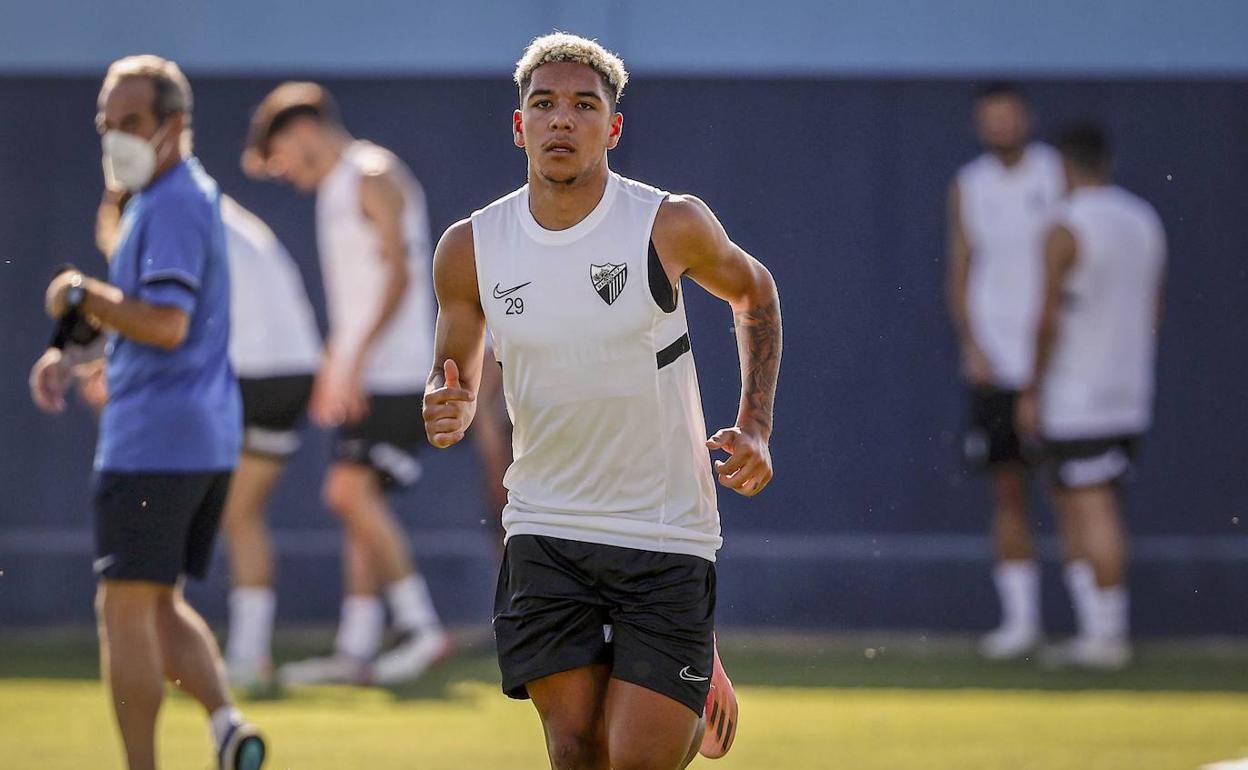 Loren, en un entrenamiento con la primera plantilla esta temporada. 