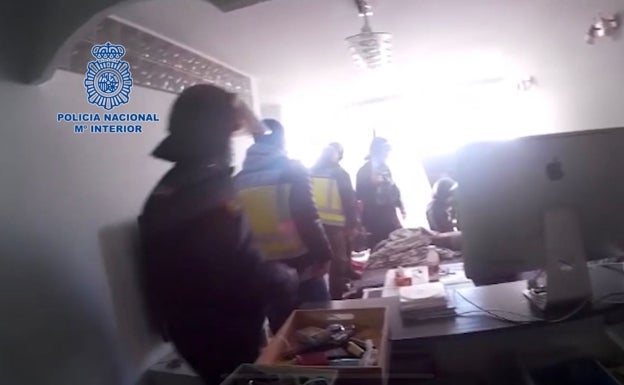 Detienen a unos narcos que asaltaron por error la casa de una familia en Torremolinos