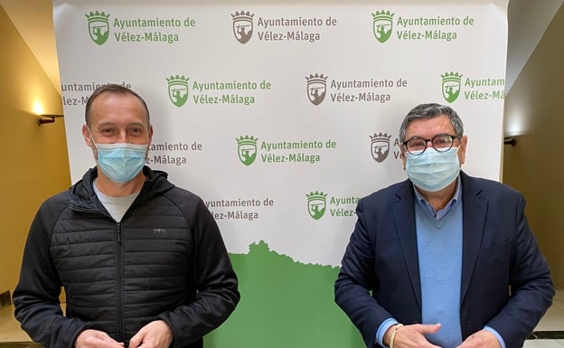 David Vilches y Antonio Moreno Ferrer, este viernes en la presentación de la operación de enajenación de parcelas. 