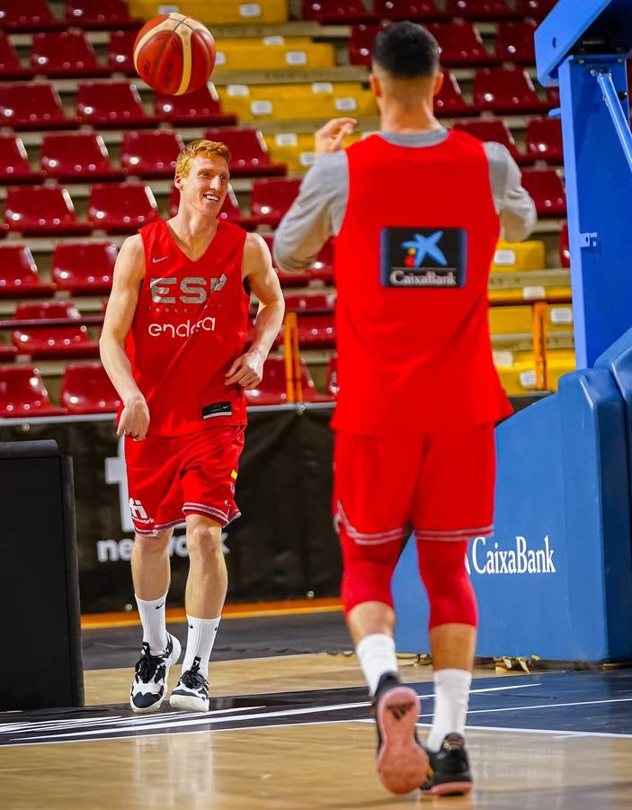 Alberto Díaz, durante el entrenamiento de España en Córdoba.