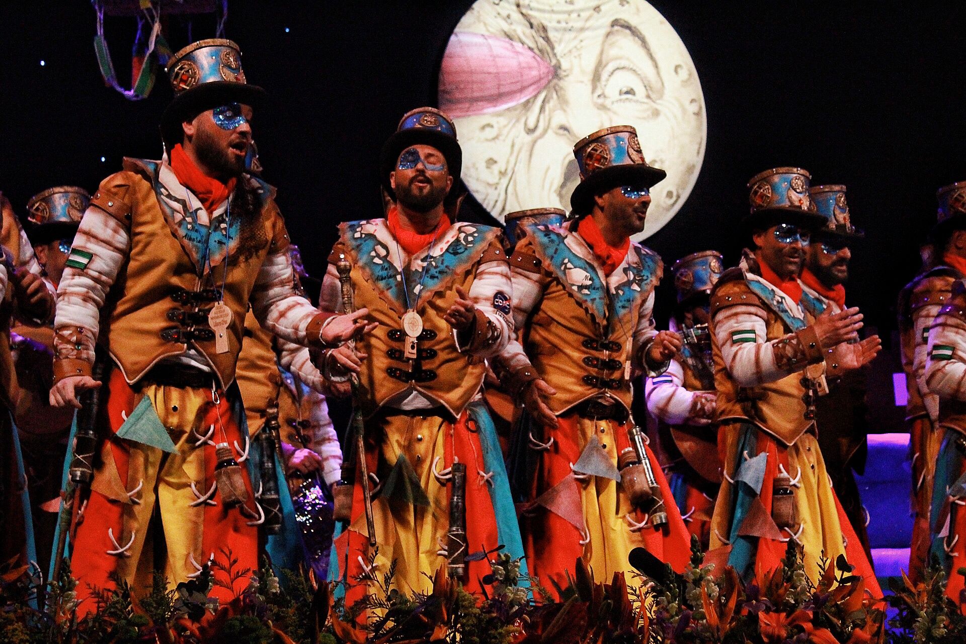 Grupos de la primera semifinal del COAC Málaga en el Teatro Cervantes