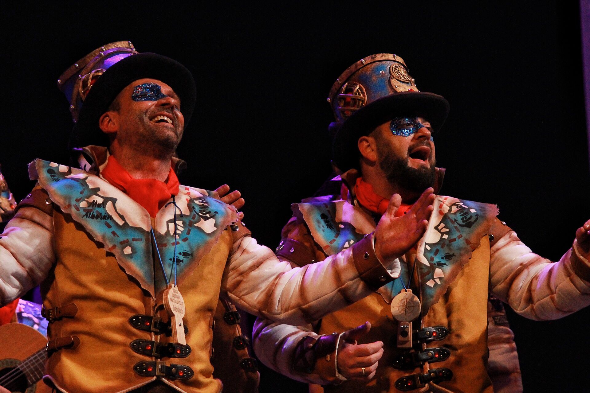 Grupos de la primera semifinal del COAC Málaga en el Teatro Cervantes