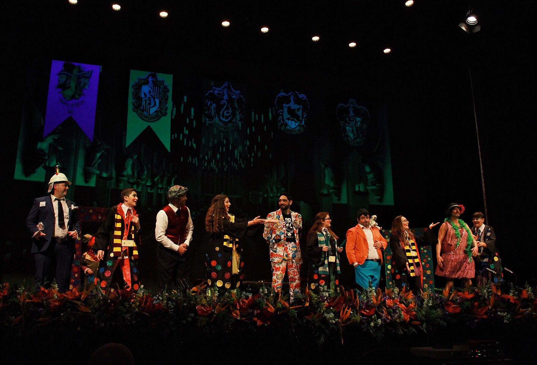 Grupos de la primera semifinal del COAC Málaga en el Teatro Cervantes