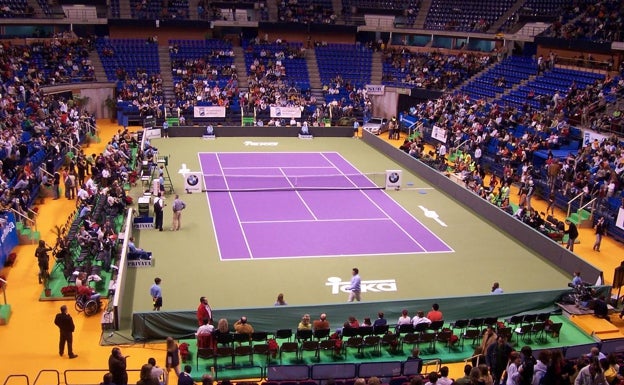 La pista del Martín Carpena, acondicionada en diciembre de 2006 para el Málaga Master, un torneo de exhibición. 