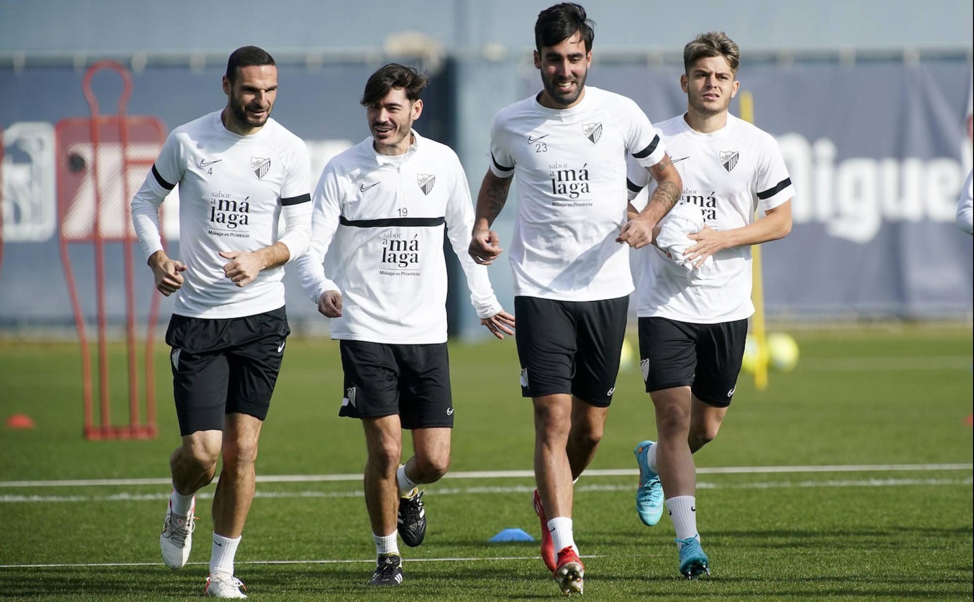 De izquierda a derecha, Lombán, Jozabed, Escassi y el canterano Dani Lorenzo, en un entrenamiento.