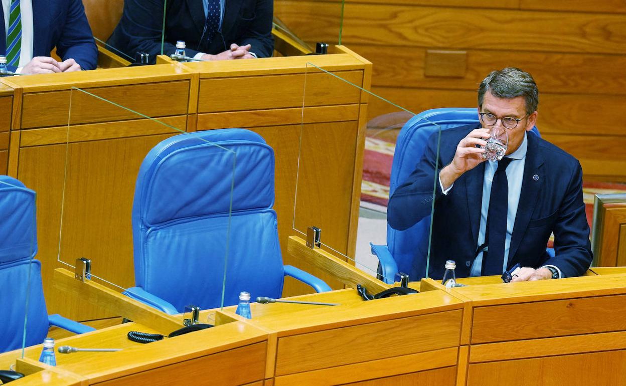 Alberto Núúñez Feijóo, en el pleno del Parlamento de Galicia.