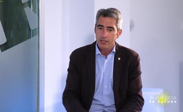 Victor Navas, alcalde de Benalmádena: «Andalucía ha vivido uno de los fenómenos de desarrollo más importantes de España»