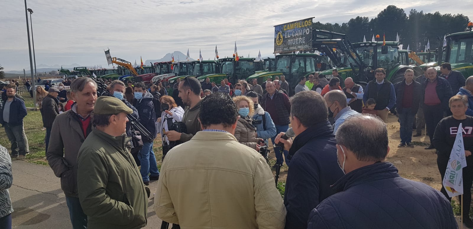 «No valen obritas de emergencia, hay que cambiar la mentalidad porque el agua es un problema de Estado», dicen