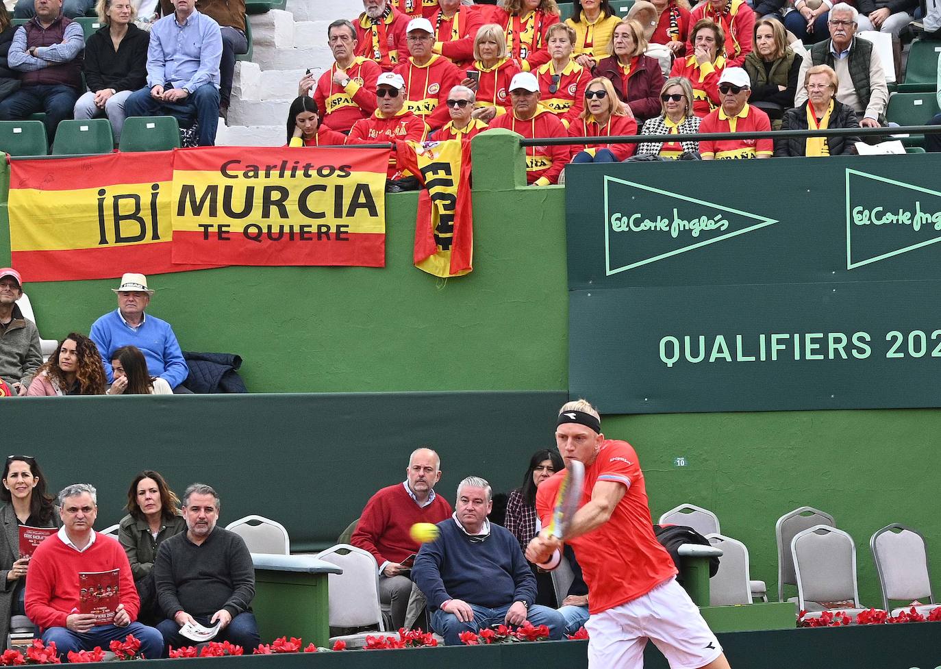 Davidovich y Martínez se enfrentan a Rumanía en el partido de dobles celebrado este sábado 5 de marzo en Marbella.