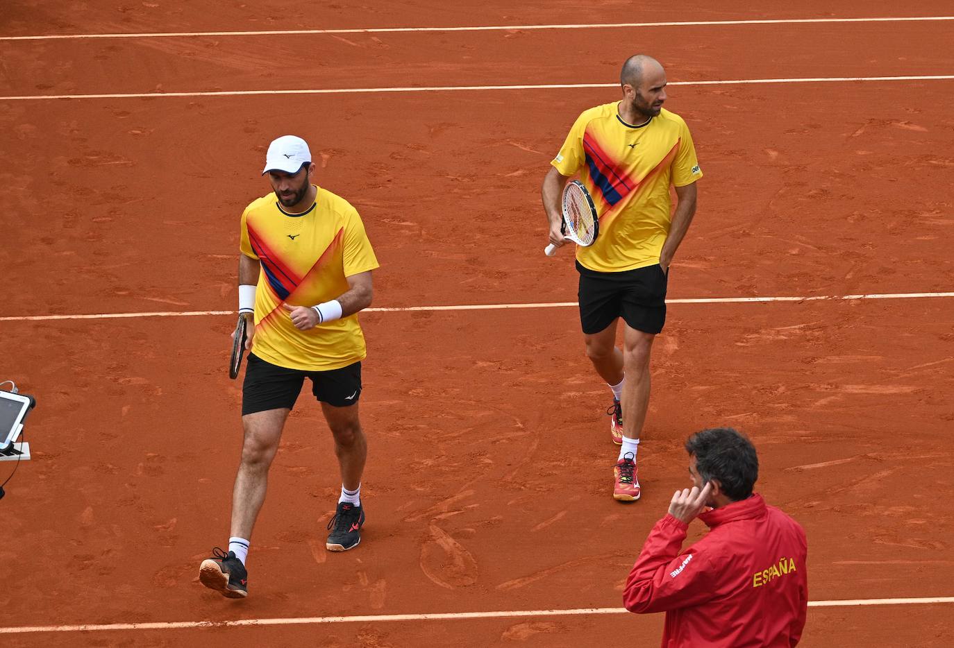 Davidovich y Martínez se enfrentan a Rumanía en el partido de dobles celebrado este sábado 5 de marzo en Marbella.