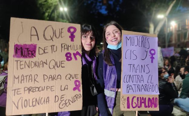 Los rostros y las voces del 8M en Málaga: «El feminismo es igualdad, hay que educar para que esto cale»