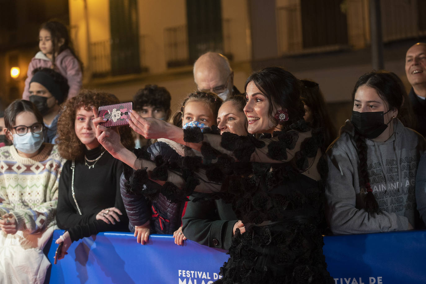 La alfombra roja del domingo volvió a estar animada, aunque deslucida por la lluvia 