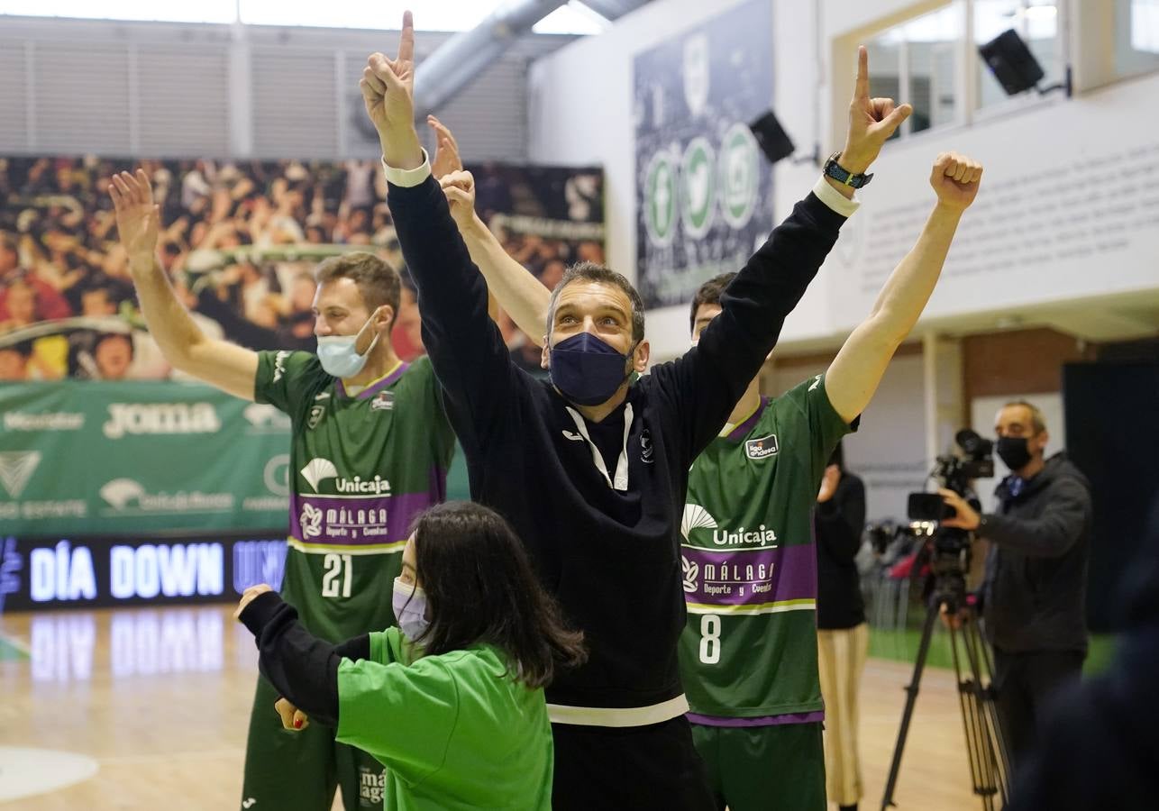 Fotos: La especial jornada del Unicaja con Málaga Down