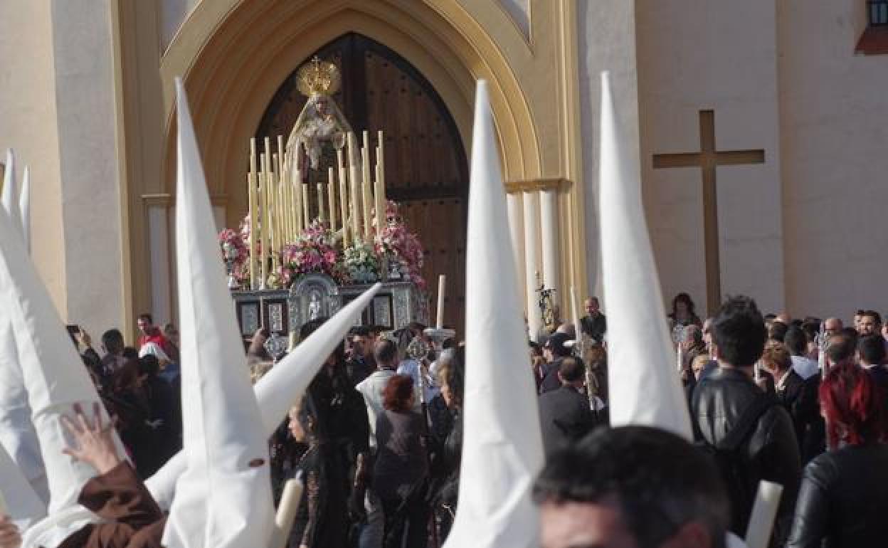 Lágrimas del Carmen saldrá este domingo del barrio de Huelin. 