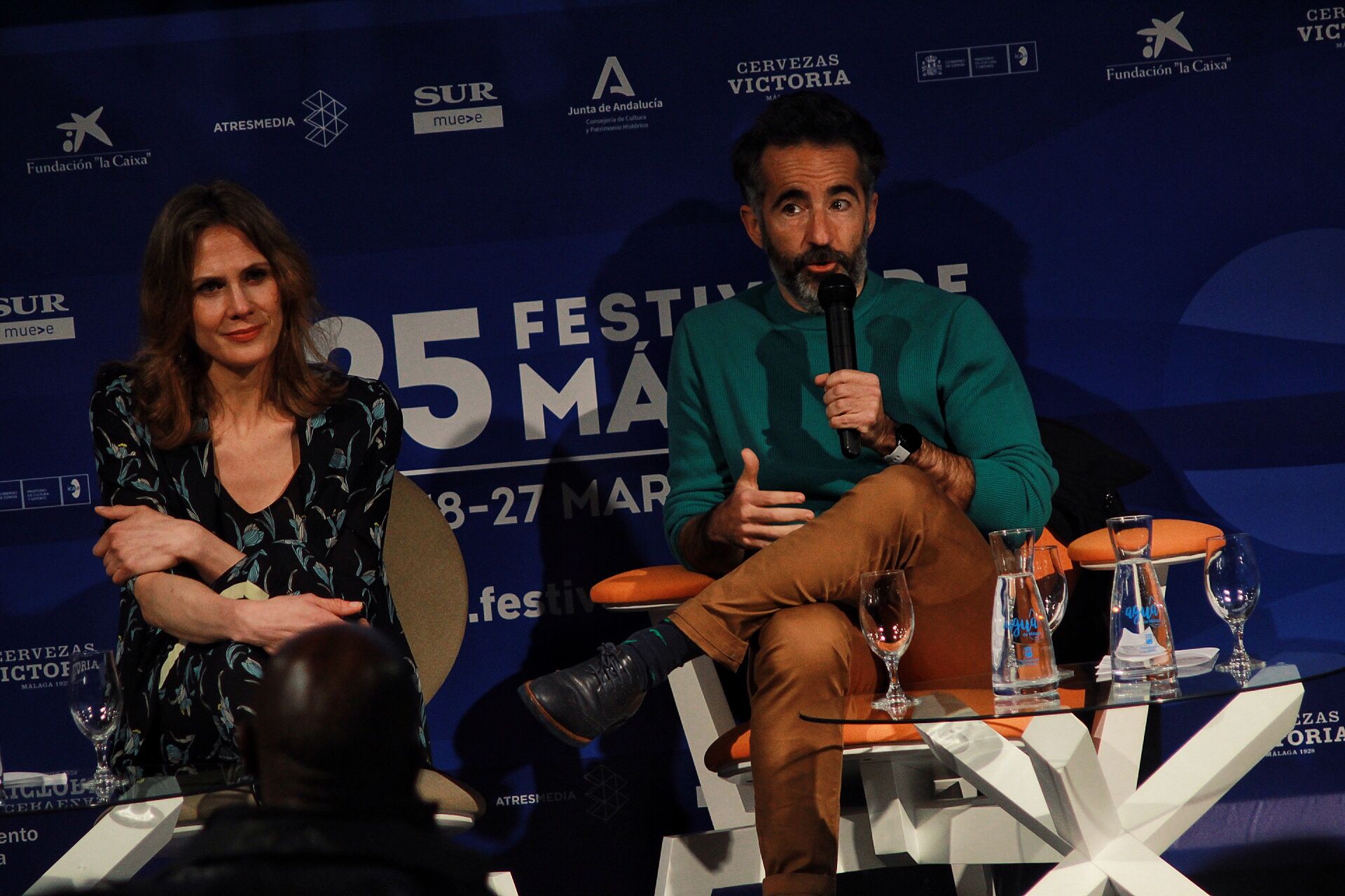 Presentación de la película 'Las niñas de cristal', de Jota Linares 