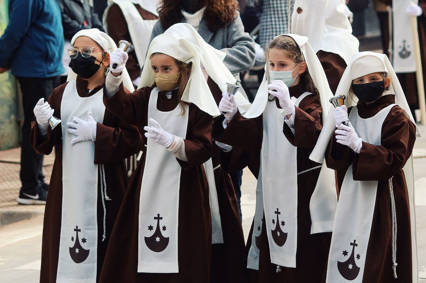 Lágrimas del Carmen y Nuestra Señora del Sol desfilaron por sus barrios