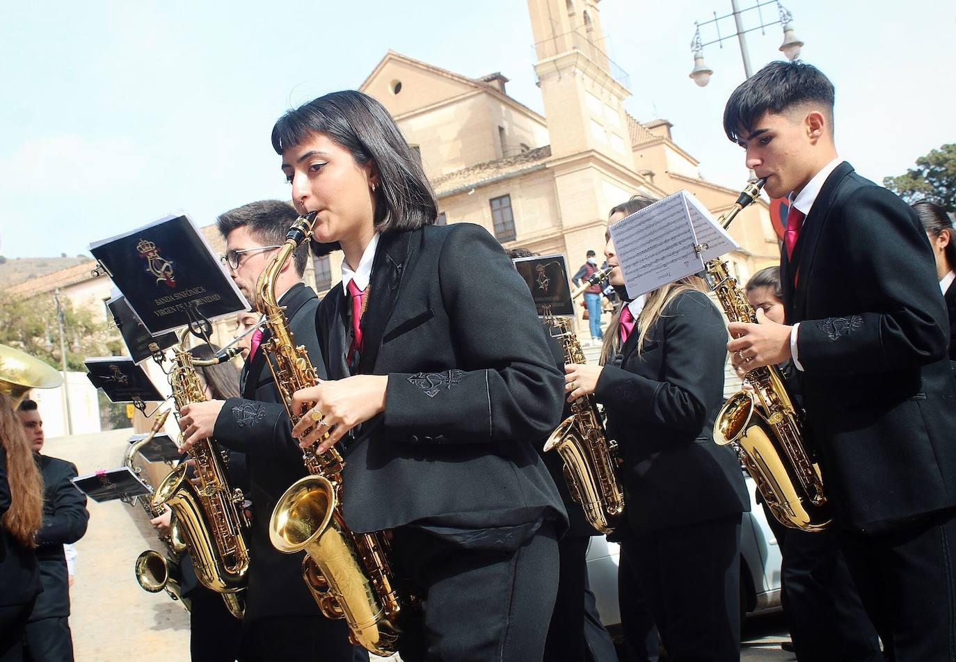 Lágrimas del Carmen y Nuestra Señora del Sol desfilaron por sus barrios